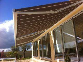 Store d'extérieur contre les UV Tarbes