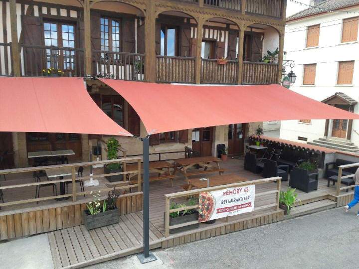 Système d'ombrage textile extérieur Tarbes