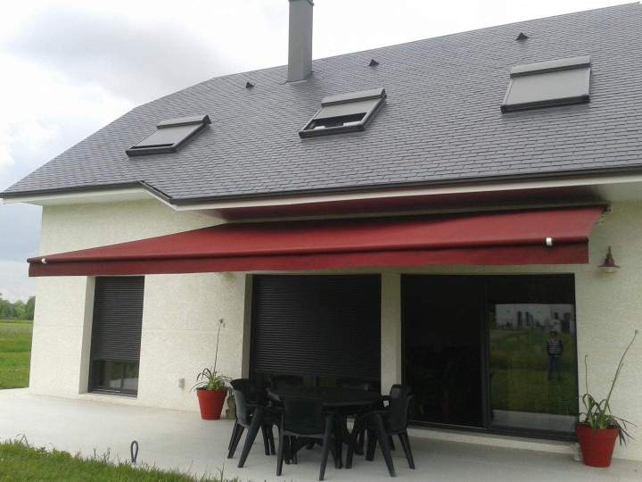 Aménagement de terrasse avec store banne Tarbes