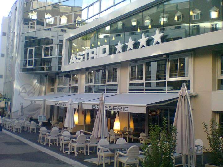 Équipement d'ombrage pour terrasse Tarbes